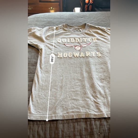 Universal Studios Harry Potter WorkdHogwarts Quidditch Tee Size M - Picture 4 of 4